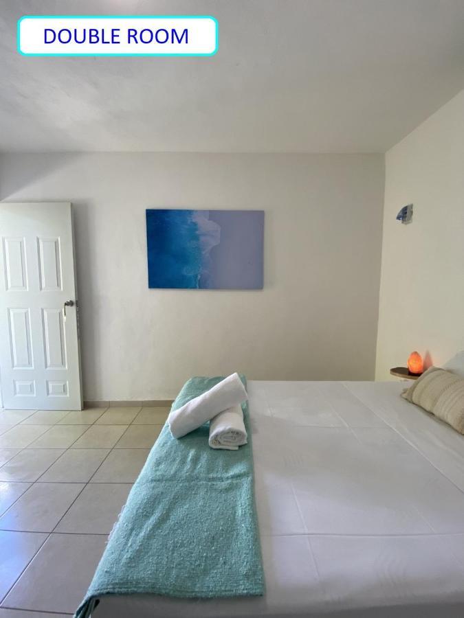 Casa Colibri El Cuyo Aparthotel Exterior photo